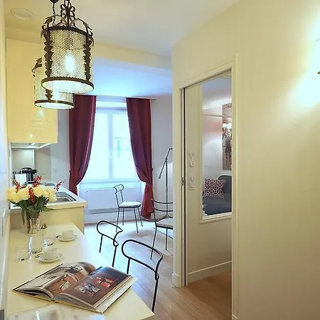 Louvre Opera Classic Chicsuites Apartment